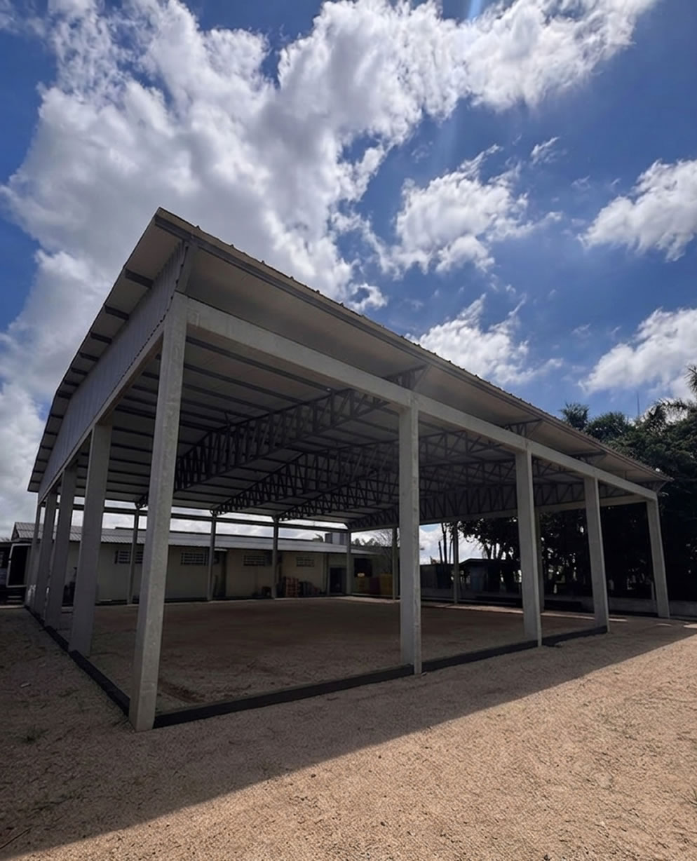 Estrutura e Cobertura Metálica
